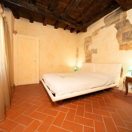 Charming Historic By Ponte Vecchio