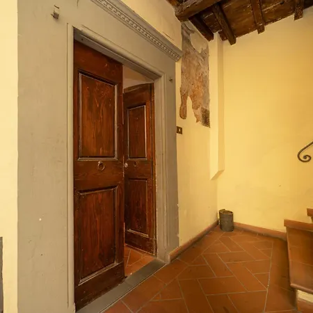 Charming Historic By Ponte Vecchio * Florence